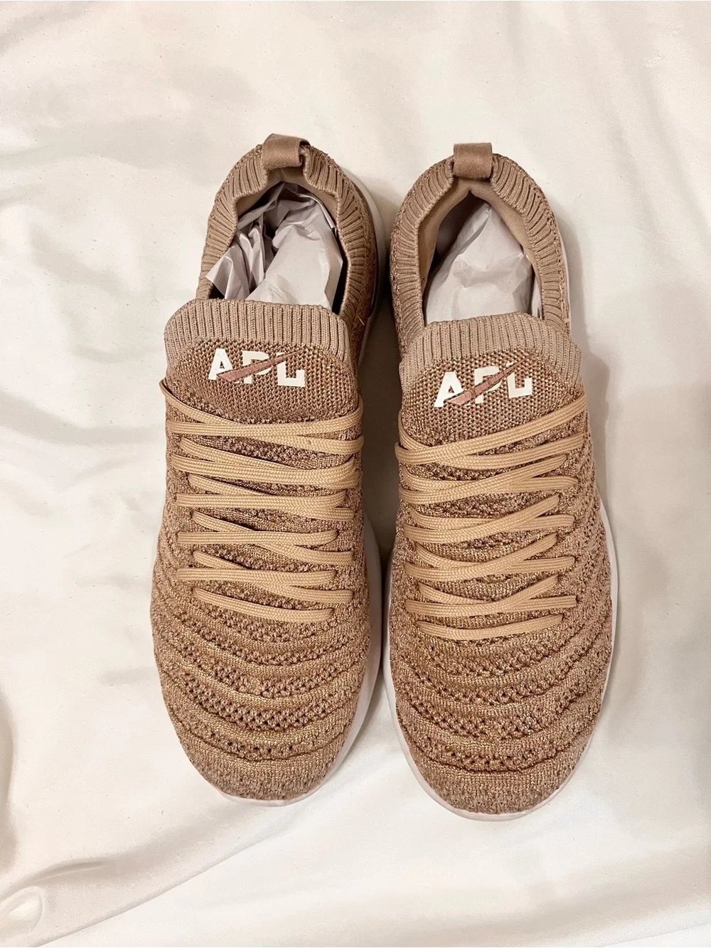 ATHLETIC PROPULSION LABS | ROSE GOLD TECHLOOM WAVE SNEAKERS SIZE 8.5